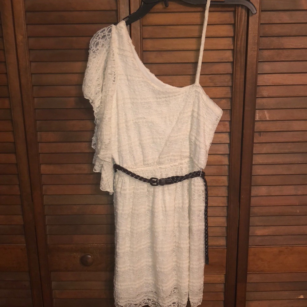 Junior Dress Size Small